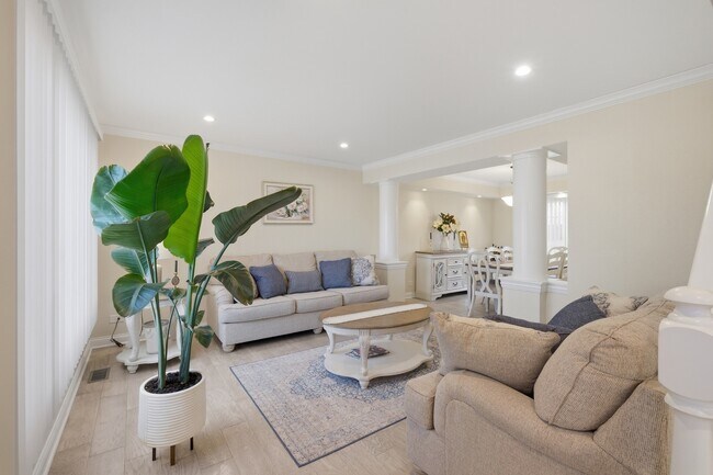 Building Photo - 1107 Popes Creek Cir