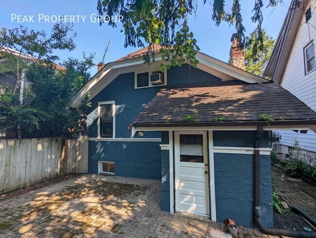 Building Photo - 635 Clemmer Ave