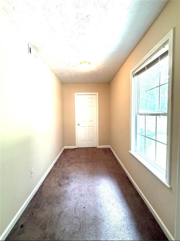 Building Photo - 3683 White Pine Rd