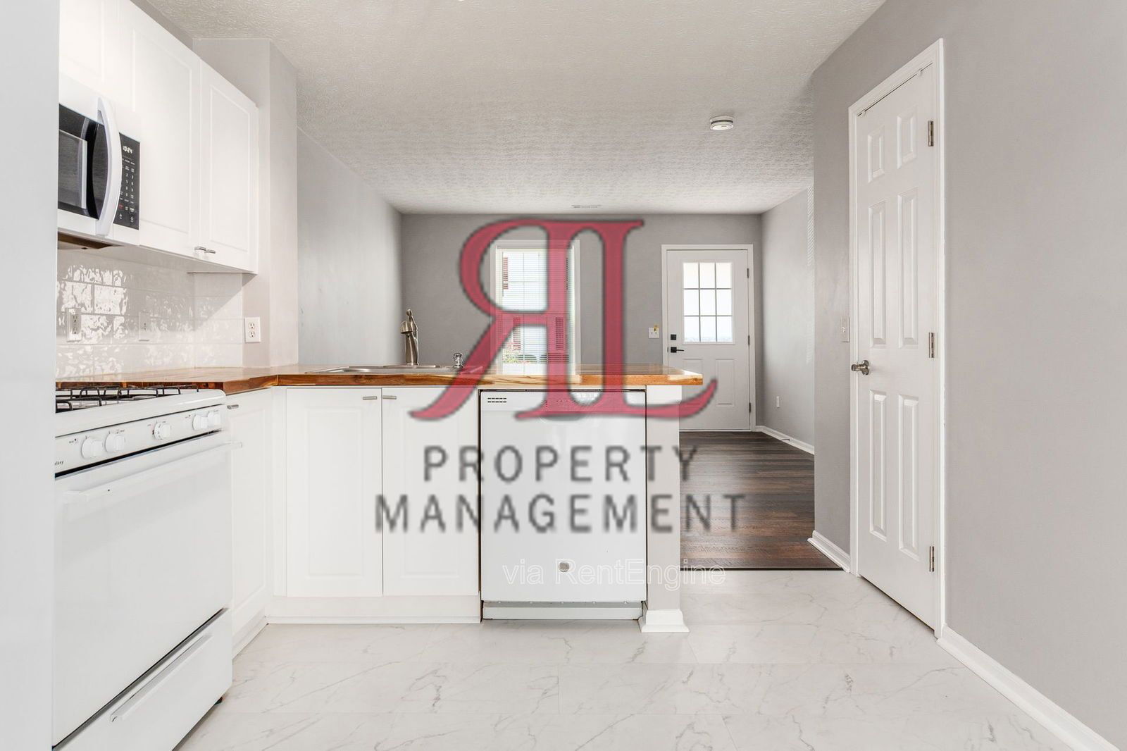 Building Photo - 6022 Brice Park Dr