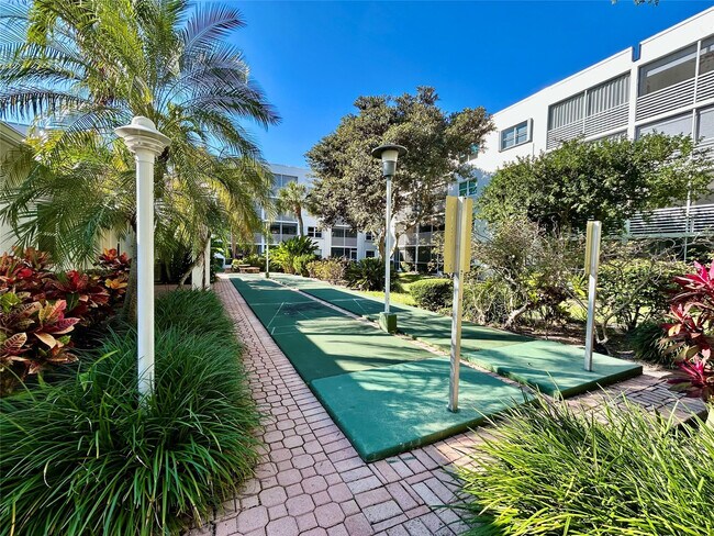 Building Photo - 1541 S Ocean Blvd