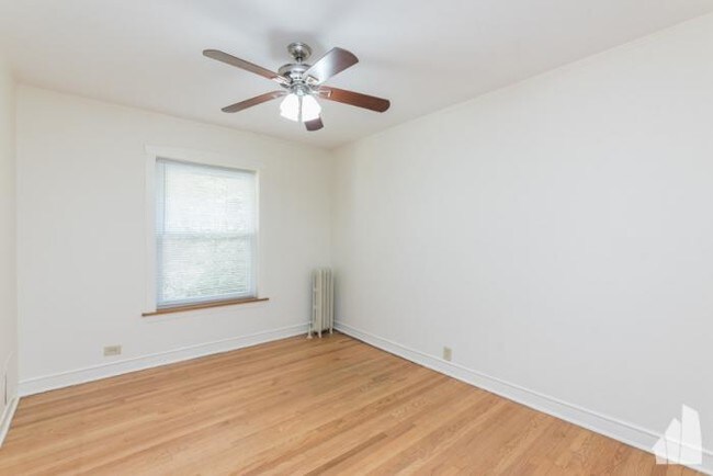 Building Photo - 2 bedroom in Chicago IL 60626