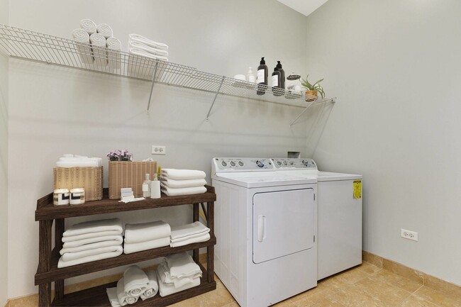 Building Photo - 757 N Orleans St