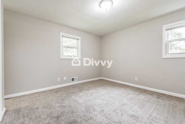 Building Photo - 7248 Banks Mill Rd