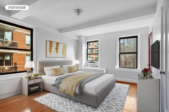 Building Photo - 1225 Park Ave