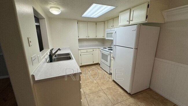 Building Photo - 1321 W 1520 N