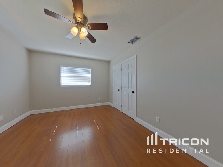 Building Photo - 1184 Robmar Rd