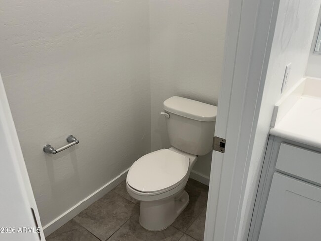 Building Photo - 19915 W Badgett Ln