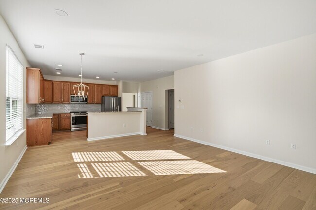 Building Photo - 225 Mirage Blvd