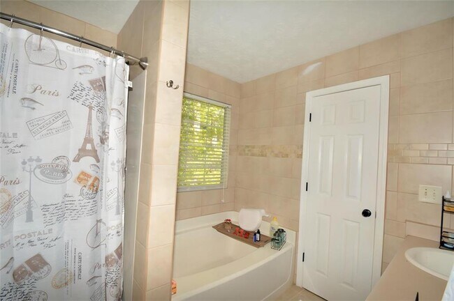 Building Photo - 2176 Cold Springs Cir