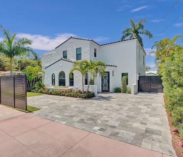 Primary Photo - 5832 Alton Rd