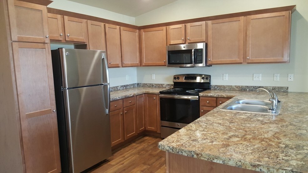 PRINTERS ROW APARTMENTS 1016 Printers Dr Lomira WI 53048 Apartment Finder