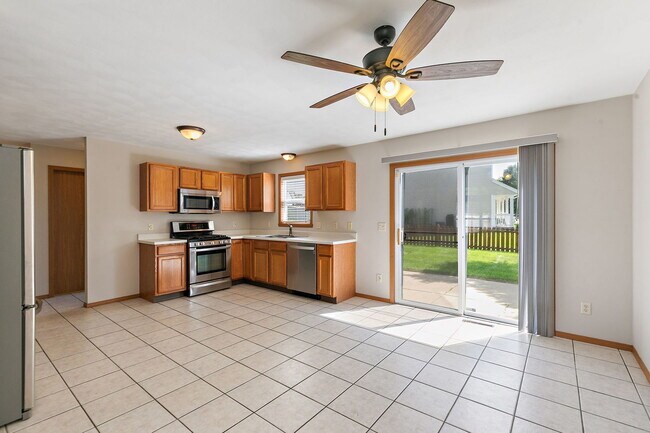 Building Photo - 3823 Ashwinton Way