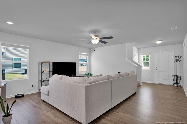Building Photo - 156 Chinook Ln