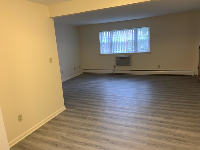 Building Photo - Goodwin Gardens