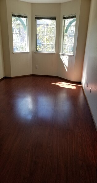 Building Photo - 1520 Adeline St