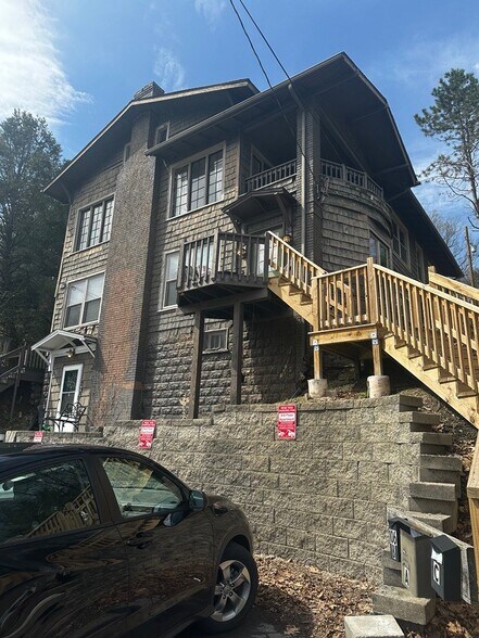 Building Photo - 106 Ruskin Dr