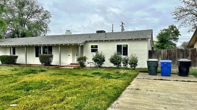 Building Photo - 1724 McKinley Ave