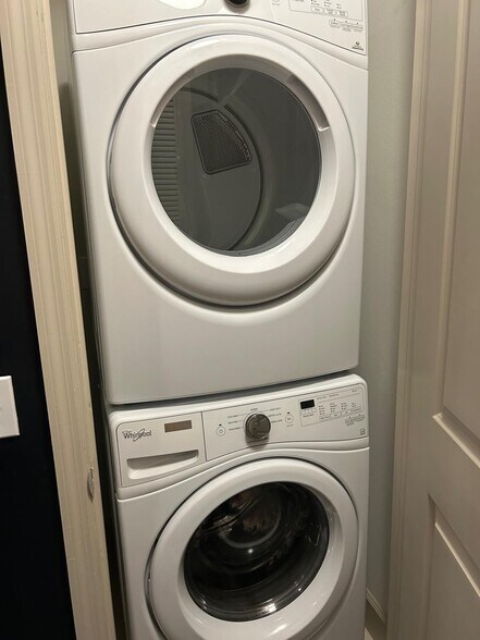 Building Photo - 4797 NW 85th Ave