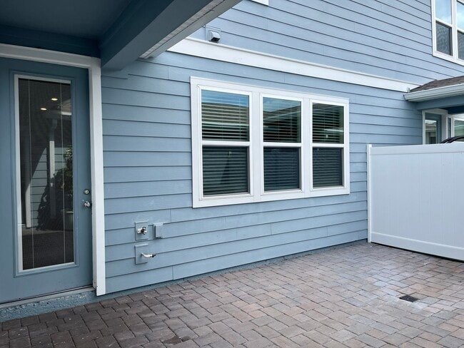 Building Photo - 14238 Sapelo Beach Dr