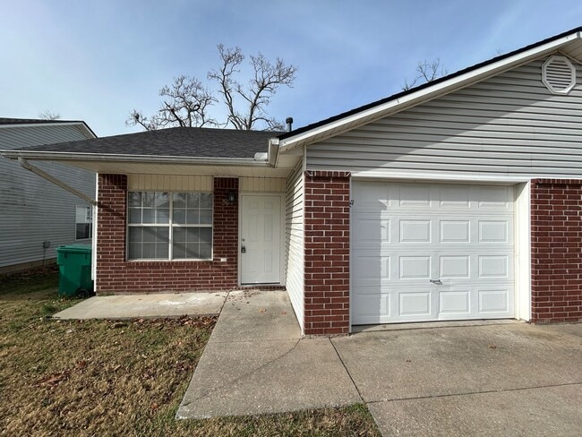 Primary Photo - Duplex with Garage - Minutes from Downtown Rogers