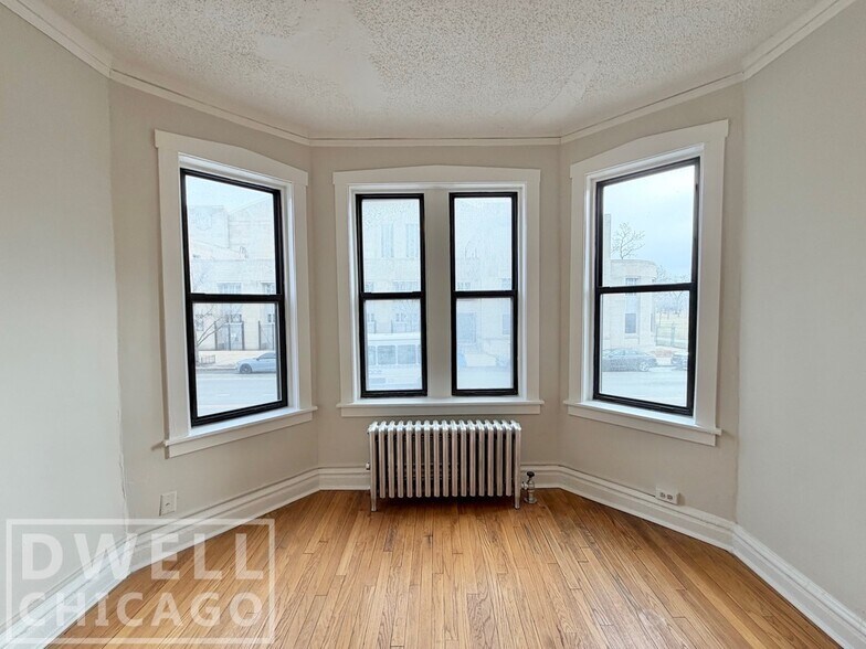 Building Photo - 1510 N Kedzie Ave
