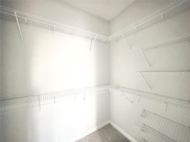 Building Photo - 15481 Bay Brg St