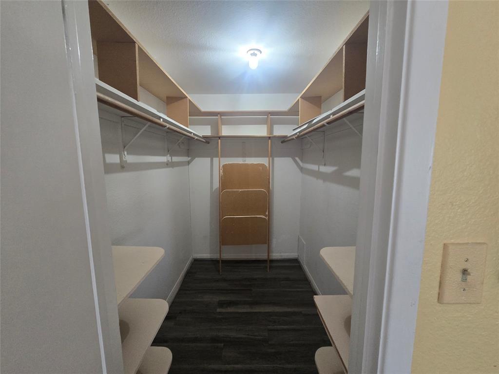 Building Photo - 2626 Holly Hall St