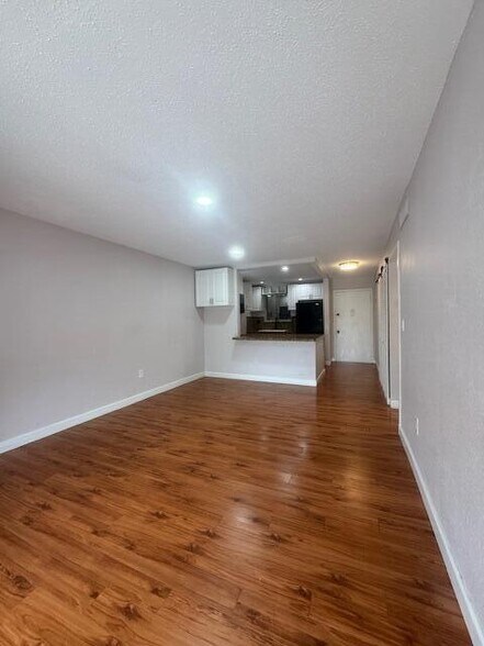Building Photo - 6080 Forest Hill Blvd
