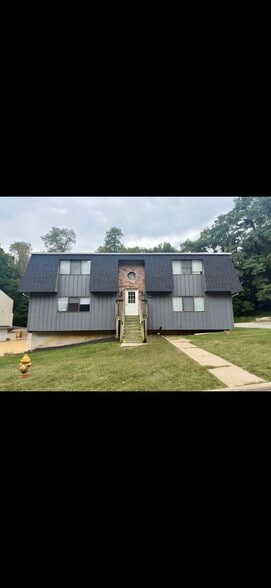 Primary Photo - 3223 Schuetzen Ln