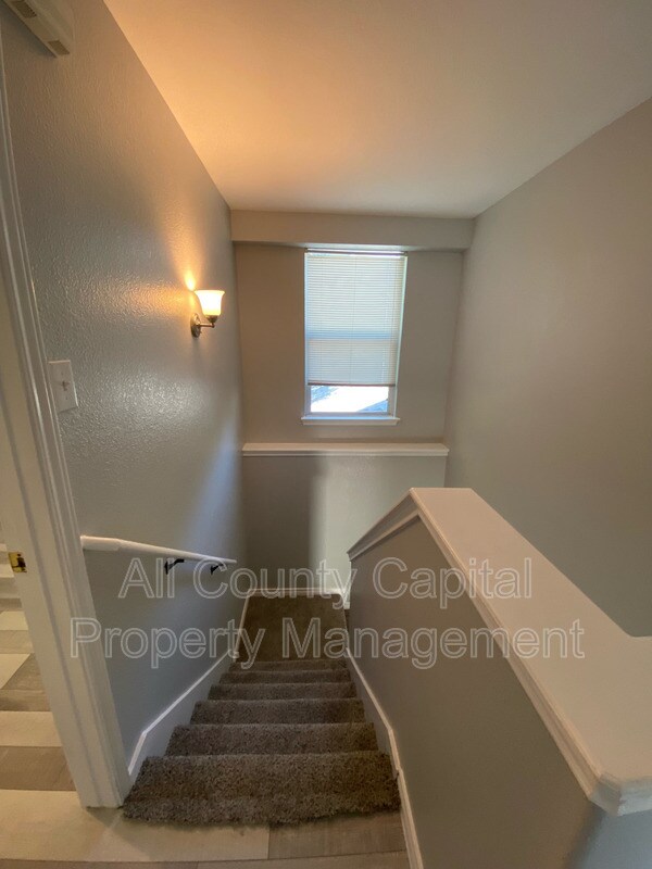 Building Photo - 6805 Doyal Dr