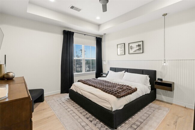 Building Photo - 4905 Avenue J Ave