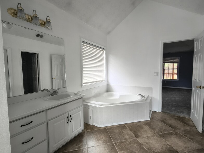 Building Photo - 4162 Wyndham Ridge Ct