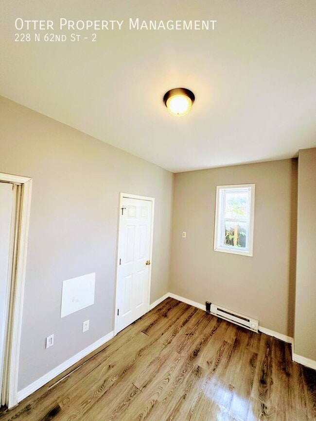 Building Photo - 228 N 62nd St