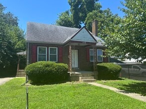 Building Photo - 148 Fairlawn Ave