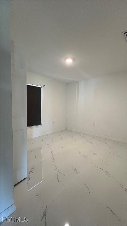 Building Photo - 213 NW 9th St