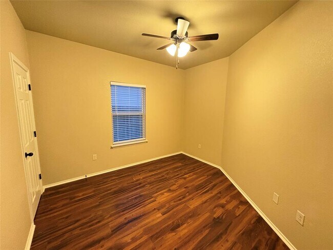 Building Photo - 436 Jack Rabbit Ln