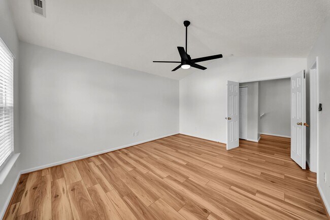 Building Photo - 408 Holmes Blvd