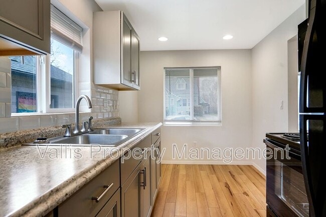 Building Photo - 1130 14th St NE