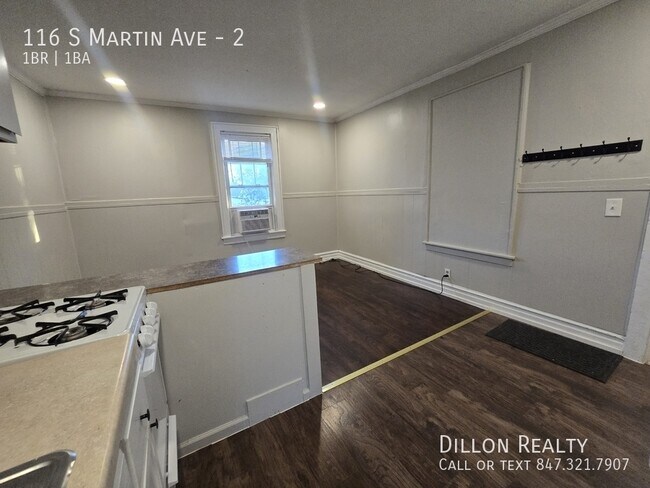 Building Photo - 116 S Martin Ave