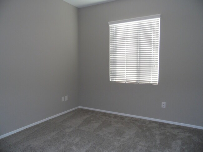 Building Photo - Mountains Edge - Watermarke