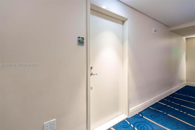 Building Photo - 185 SW 7th St