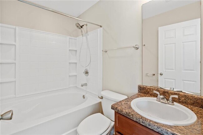 Building Photo - 4660 Lake Hill Trail