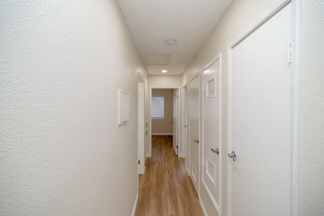 Building Photo - Newly Remodeled 2 Bed / 2 Bath  Upstairs Condo In Colton!