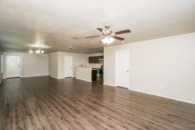 Building Photo - 6535 Davenport Bay