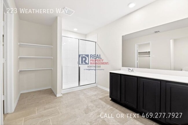 Building Photo - 223 Weathered Wy