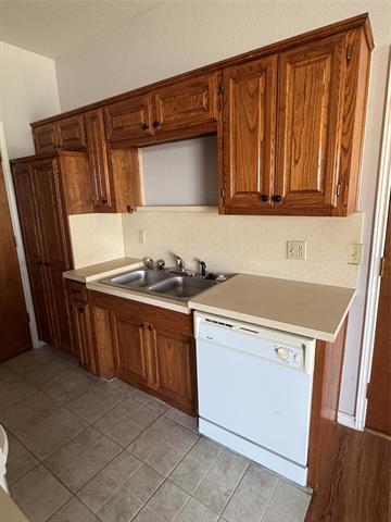 Building Photo - 501 N Washington St