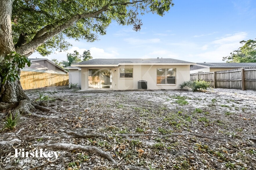 Building Photo - 2503 Mary Sue St