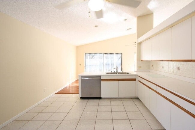 Building Photo - Beautiful 3BD/2BA Single family Home In Bo...