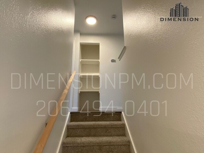 Building Photo - Charming 3-Bed, 2-Bath Home in Prime Feder...